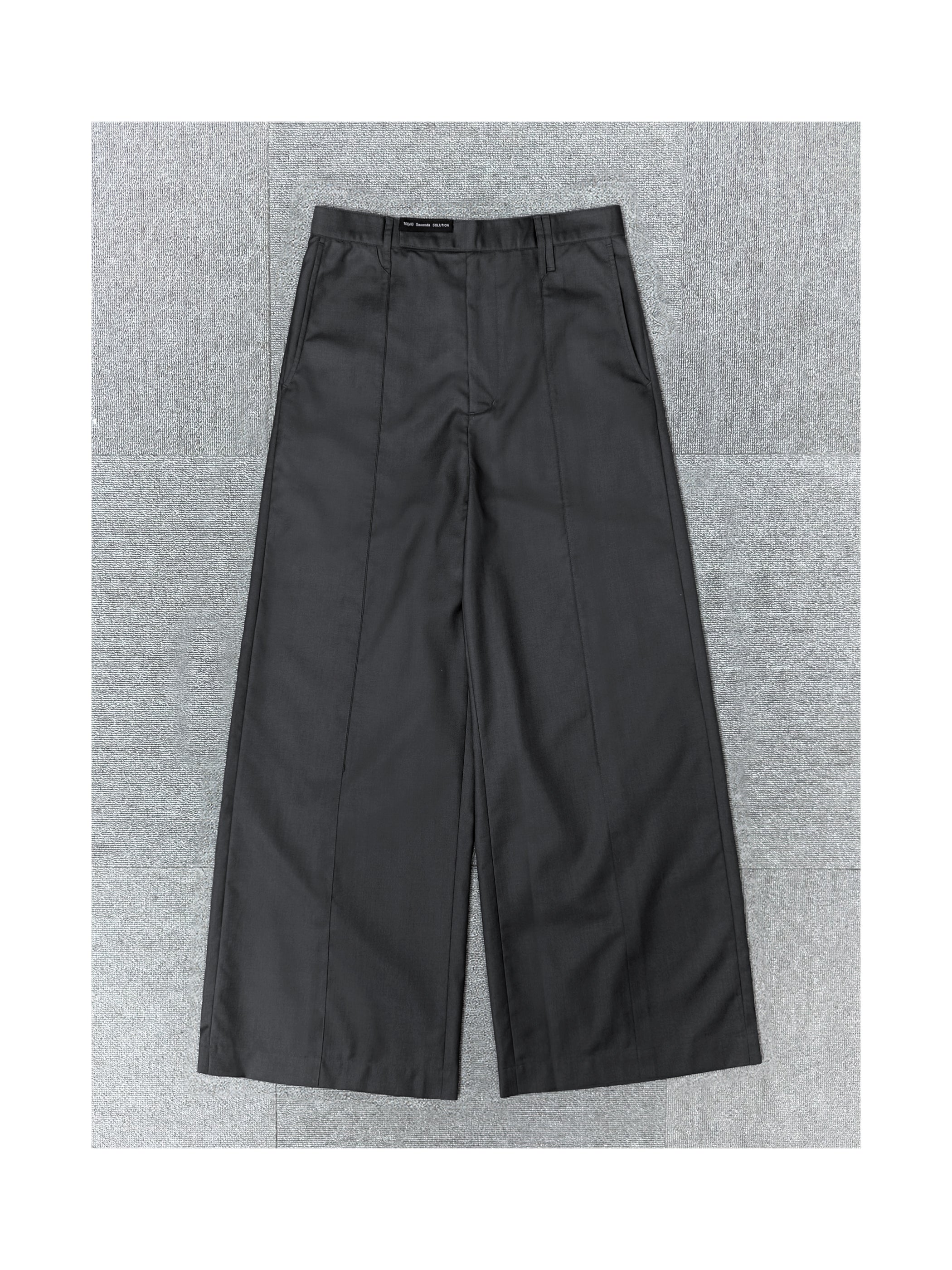 Relaxed Lyocell Straight-Leg Pants