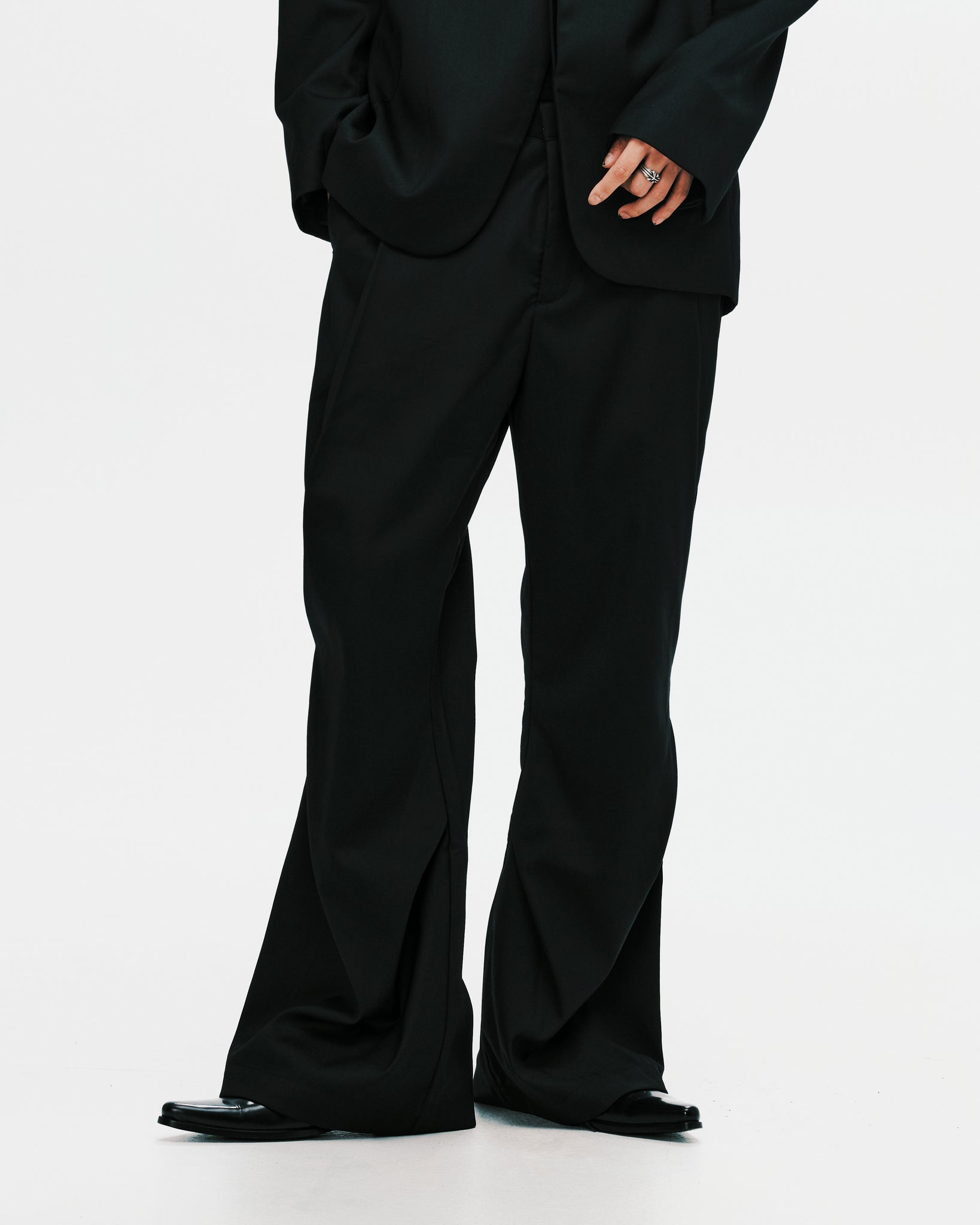 (nu-P30) | 10(yll).org Type2 flared pants