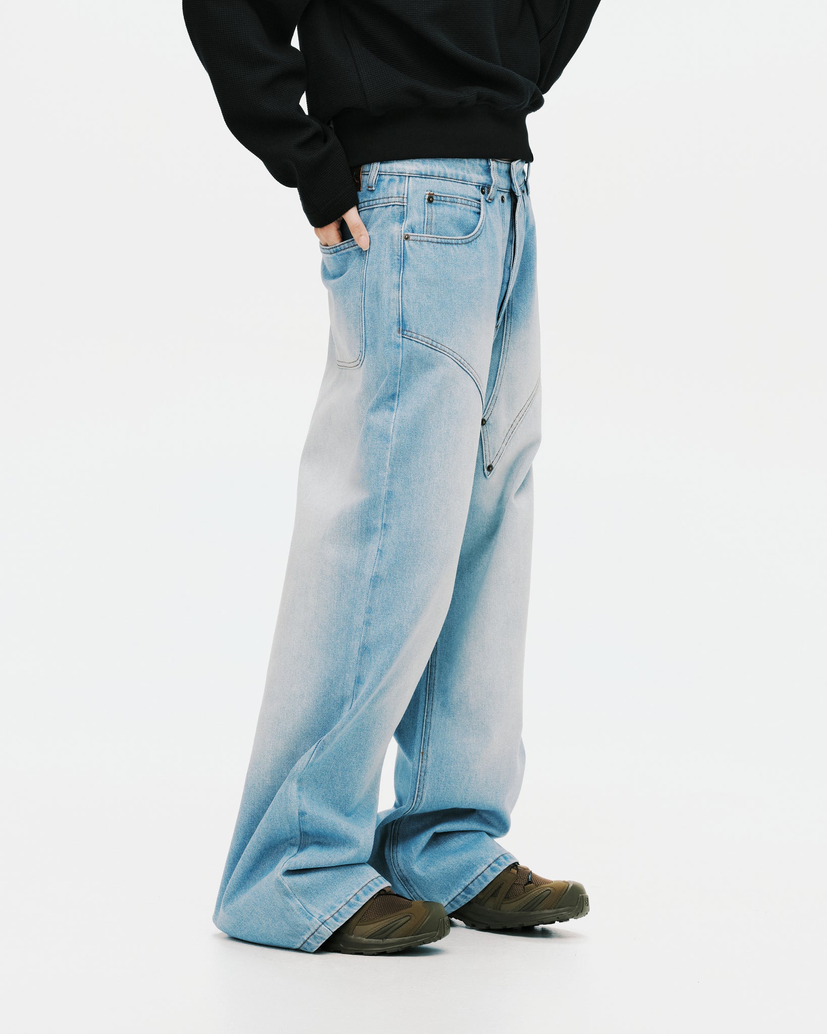 (nu-P31) | 10(yll).org 2018 coated jeans
