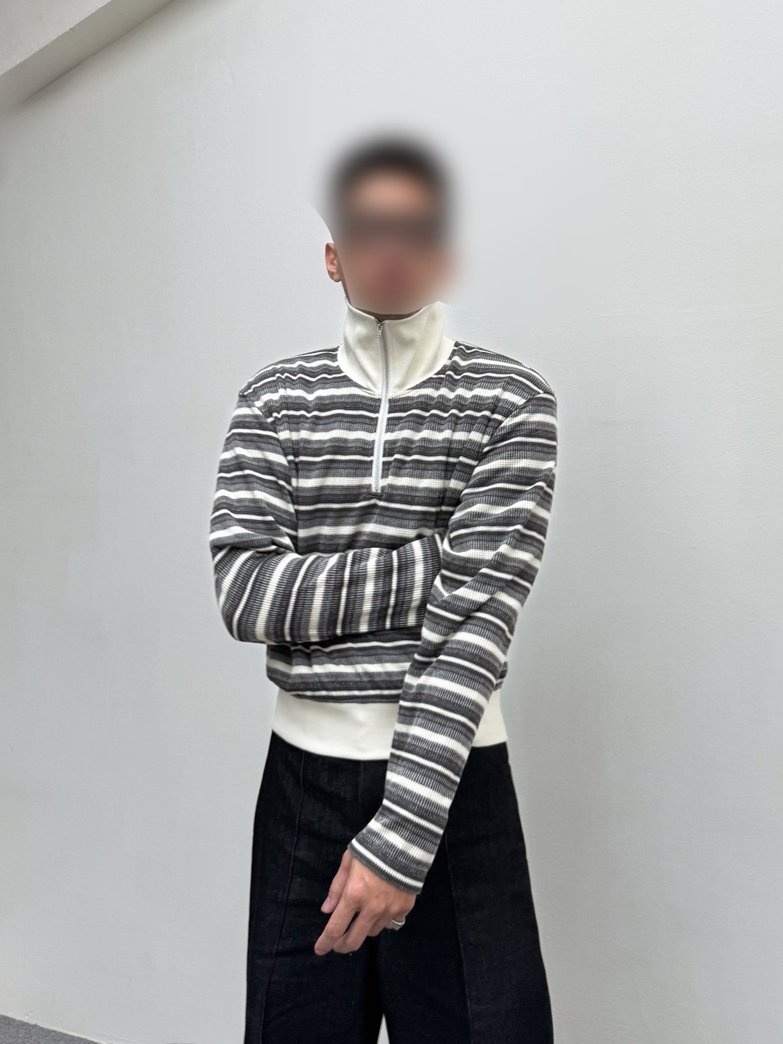 10SS Energetic Pullover Sweatshirt  (Gray Ombre Stripe)